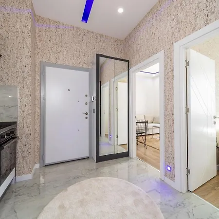 Missafir Distinguished Flat With Modern Interior Close To Beach In Muratpasa, Antalya Апартаменты *